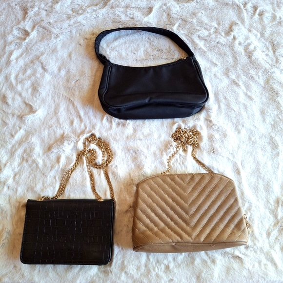 Holiday Purse Black Snake Embossed Goldtone Square Shoulder Crossbody Clutch - Picture 3 of 10